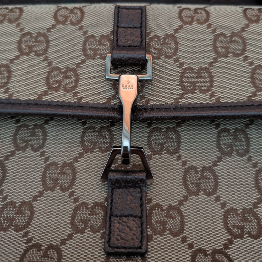 GUCCI GG Canvas Jackie Belt Bag - Picture 10 of 14
